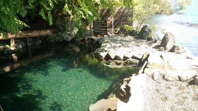 丸駒温泉旅館　露天風呂の写真