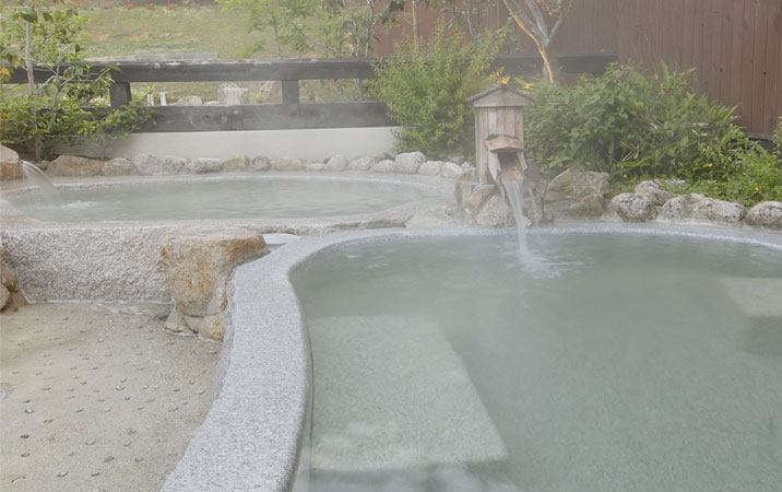 るり渓温泉　露天風呂の写真