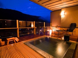 大分　浮羽別館　新紫陽　露天風呂の写真