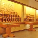 宮城県鳴子温泉にある日本こけし館の展示品