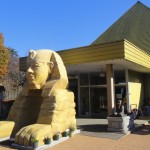 フク王のピラミッドを1/10スケールで忠実に再現した日帰り温泉施設ピラミッド温泉