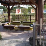 牧場内には無料の足湯もあります