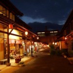 夜になるとノスタルジックな雰囲気に！