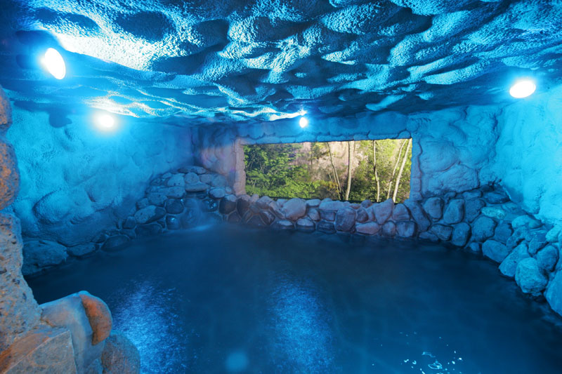 湯の花 定山渓殿 洞窟風呂