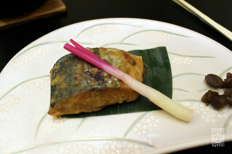伊豆長岡温泉 「小松家 八の坊」の夕食に出た「鰆の味噌焼き」の写真