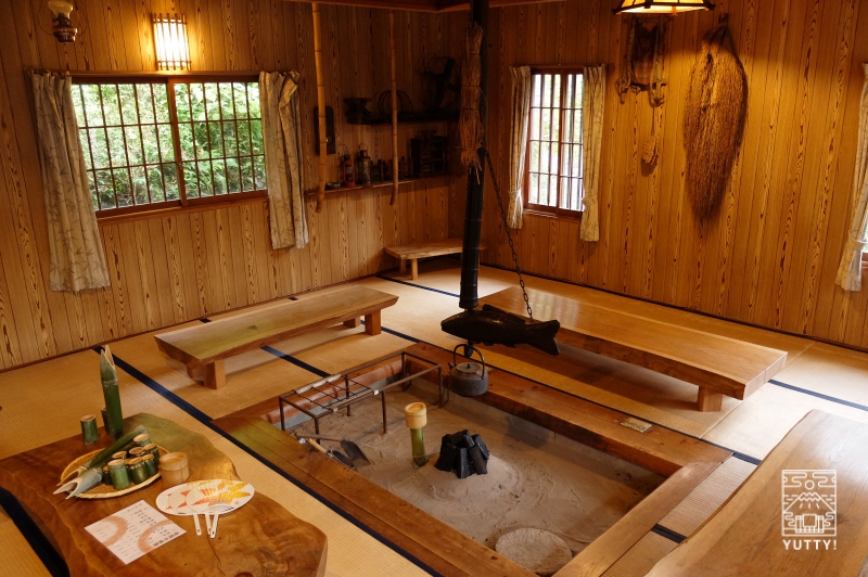 コンヤ温泉【大野木荘】の囲炉裏の写真