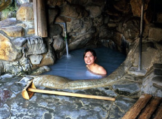 湯の峰温泉「つぼ湯」の写真