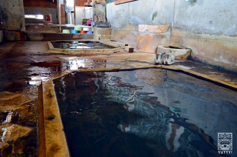 指宿温泉「村之湯共同浴場」の浴槽の写真
